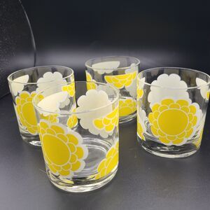 Set (4) glasses summer Mid Century Modern COLONY “YELLOW FLOWER POWER” PATTERN